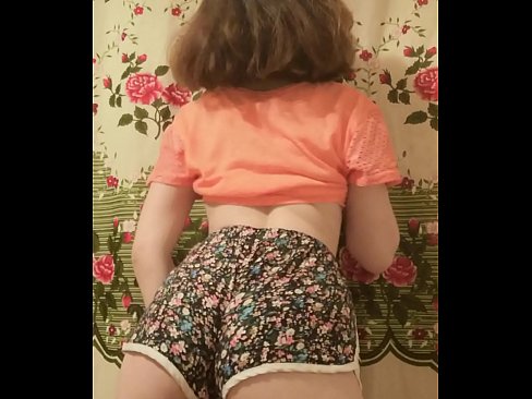 ❤️ Seksi mlada beba skida kratke hlačice pred kamerom Jebeni video na hr.123sex.ru