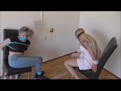 ❤️ Ovisnik / vezan i začepljen usta / djevojka u nevolji Jebeni video na hr.123sex.ru
