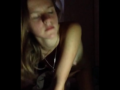 ❤️ Djevojka masturbira i svršava Jebeni video na hr.123sex.ru